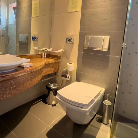 Tolea Hotel